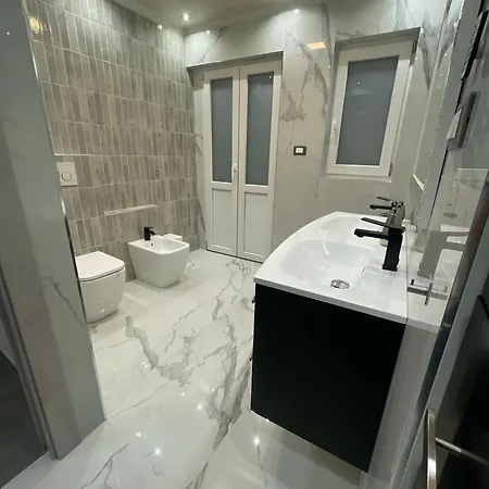 Airport Narciso Gæstehus 3*