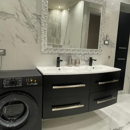 Airport Narciso Guest house 3*